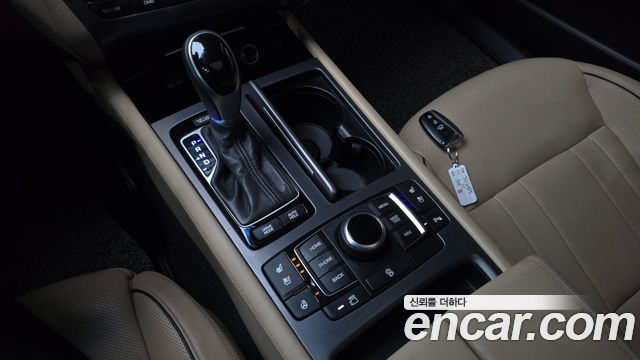 Hyundai Genesis 2016 — photo 9