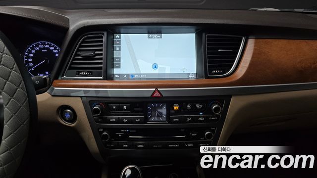 Hyundai Genesis 2016 — photo 14