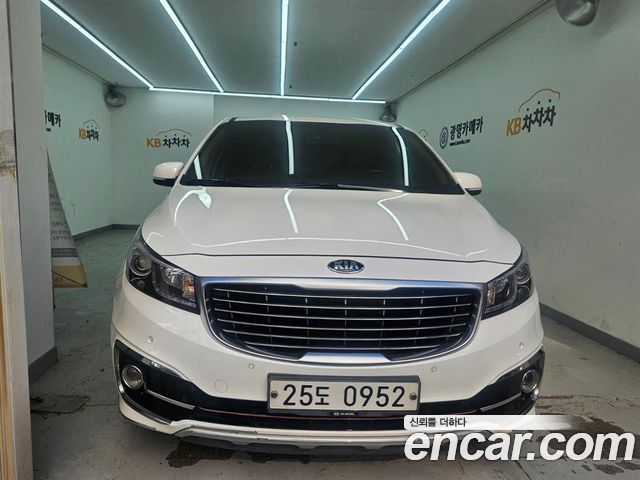 Kia Canival 2016 — photo 2