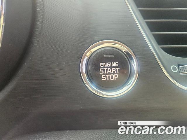 Kia Canival 2016 — photo 10