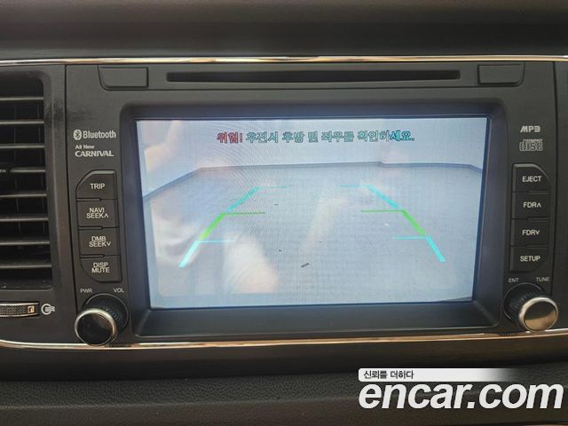 Kia Canival 2016 — photo 15