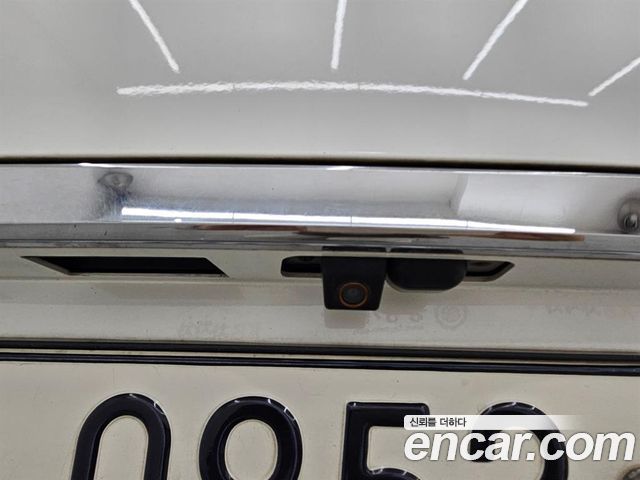 Kia Canival 2016 — photo 18