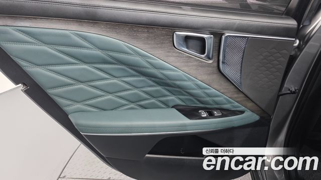 Kia K8 2023 — photo 15