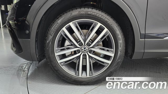 Volkswagen Tiguan 2022 — photo 5
