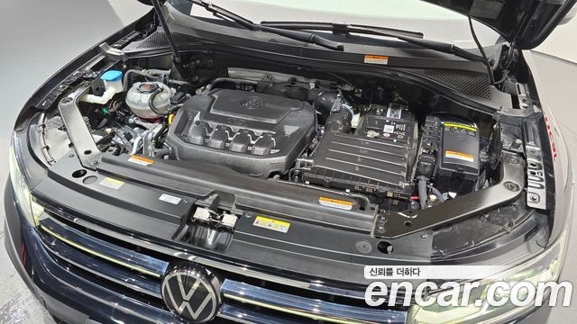 Volkswagen Tiguan 2022 — photo 6