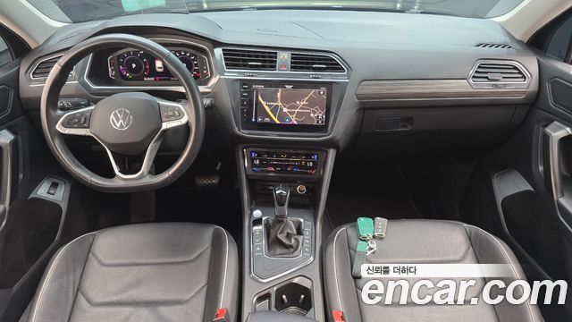 Volkswagen Tiguan 2022 — photo 10