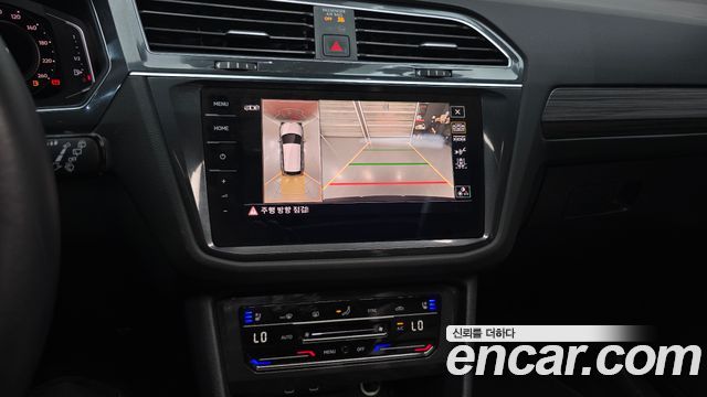 Volkswagen Tiguan 2022 — photo 21