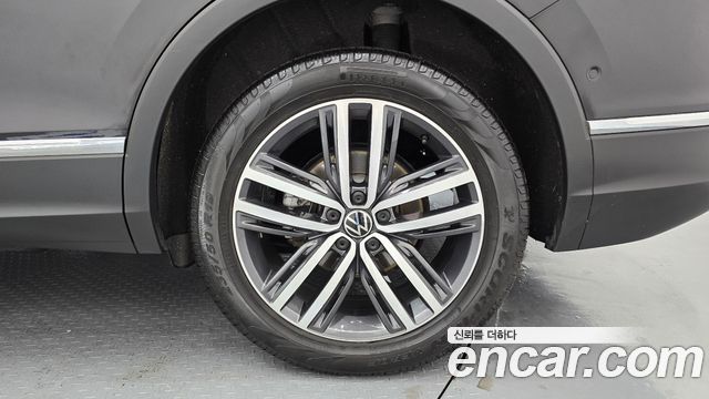 Volkswagen Tiguan 2022 — photo 7