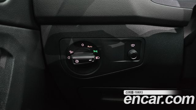 Volkswagen Tiguan 2022 — photo 29