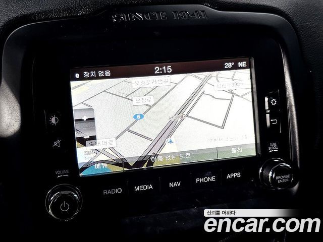 Jeep Renegade 2017 — photo 13