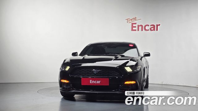 Ford Mustang 2017 — photo 3