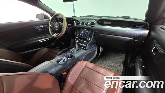 Ford Mustang 2017 — photo 7