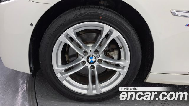 BMW 5-Series 2016 — photo 5