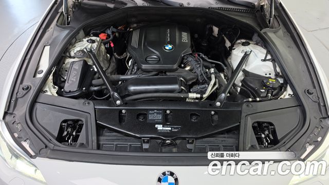 BMW 5-Series 2016 — photo 6