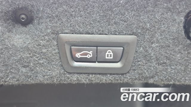 BMW 5-Series 2016 — photo 20