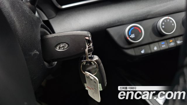 Hyundai AVANTE 2021 — photo 28