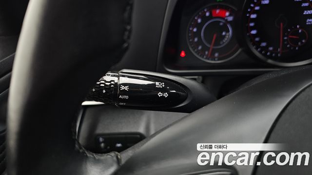 Hyundai AVANTE 2021 — photo 31