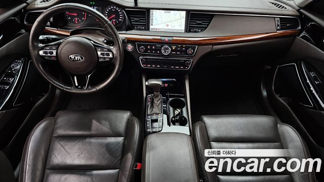 Kia K7 2016 — photo 10