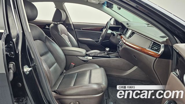 Kia K7 2016 — photo 17