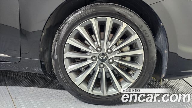 Kia K7 2016 — photo 7