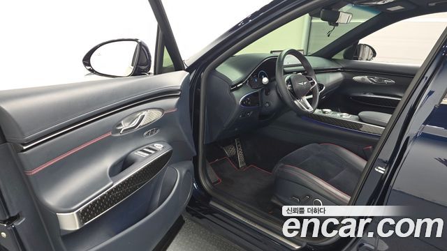 Genesis GV70 2021 — photo 13