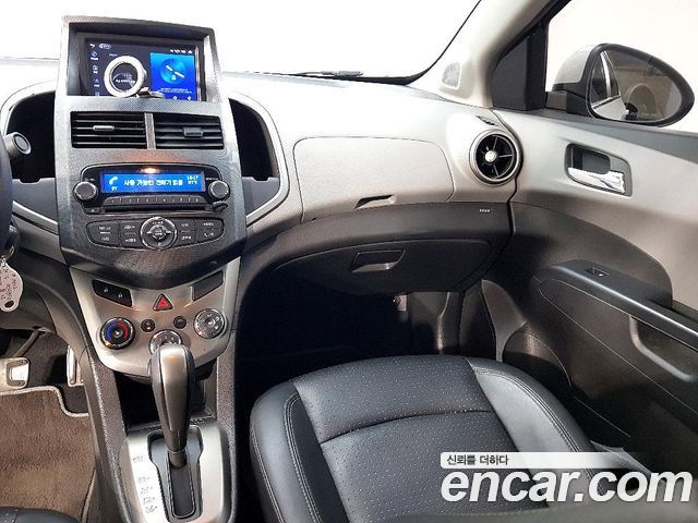 Chevrolet Korea Aveo 2014 — photo 10