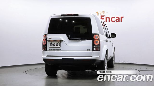 Land Rover Discovery 2016 — photo 4