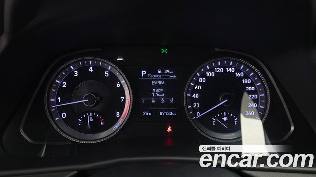 Hyundai Sonata 2020 — photo 11