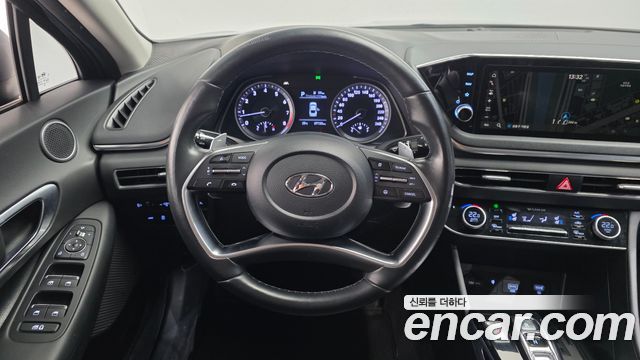 Hyundai Sonata 2020 — photo 19