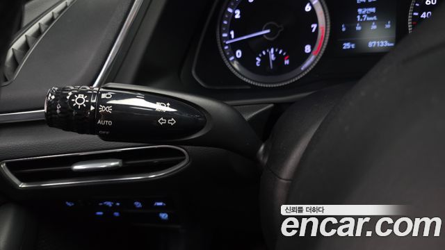 Hyundai Sonata 2020 — photo 30