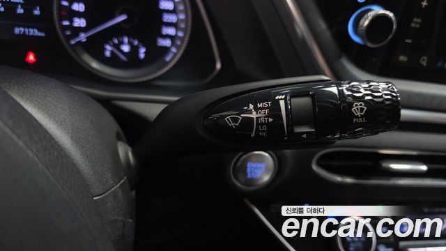 Hyundai Sonata 2020 — photo 31