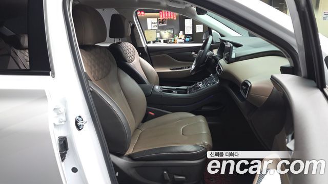 Hyundai Santafe 2021 — photo 17