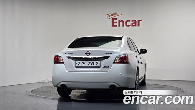 Nissan Altima 2014 — photo 4