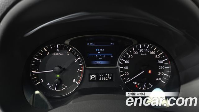 Nissan Altima 2014 — photo 8