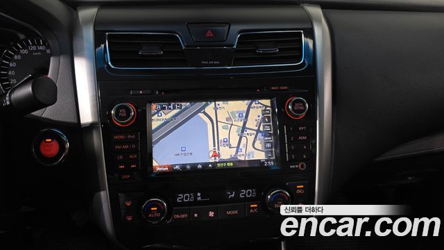 Nissan Altima 2014 — photo 12