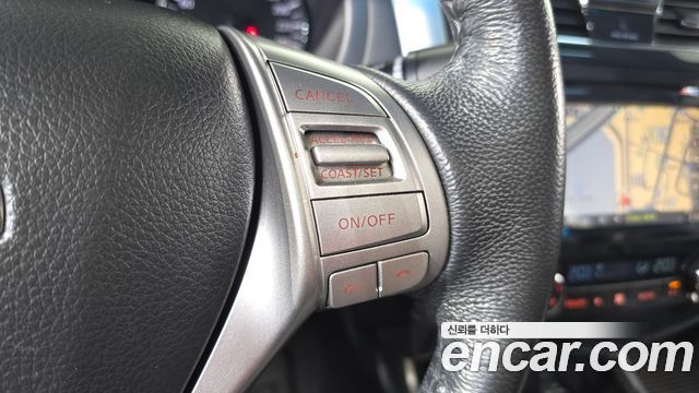 Nissan Altima 2014 — photo 16