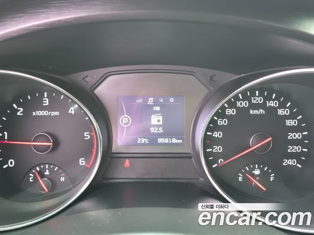 Kia Canival 2017 — photo 5