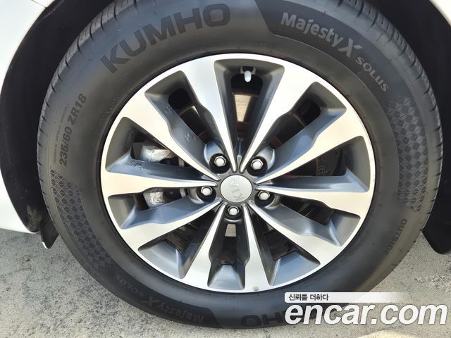 Kia Canival 2017 — photo 19