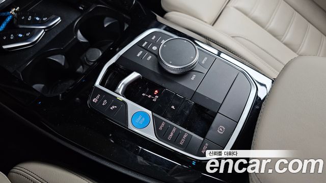 BMW iX3 2024 — photo 12