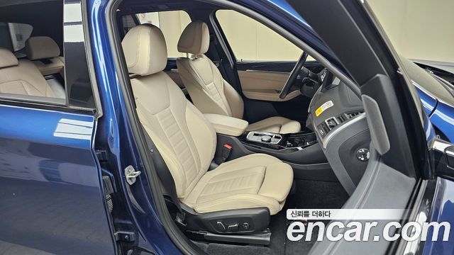 BMW iX3 2024 — photo 16