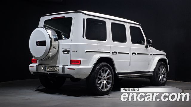 Mercedes-Benz G-Class 2021 — photo 2