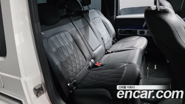 Mercedes-Benz G-Class 2021 — photo 17