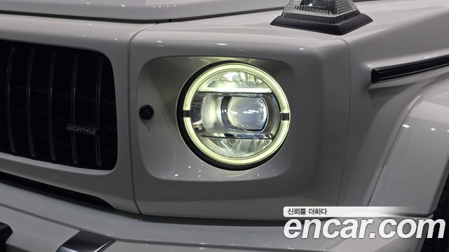 Mercedes-Benz G-Class 2021 — photo 8