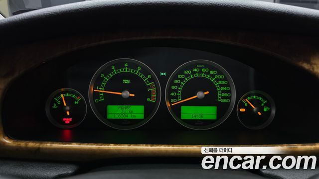 Jaguar S-TYPE 2005 — photo 8