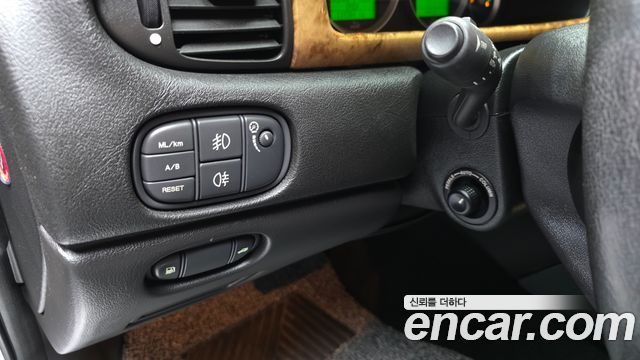 Jaguar S-TYPE 2005 — photo 17