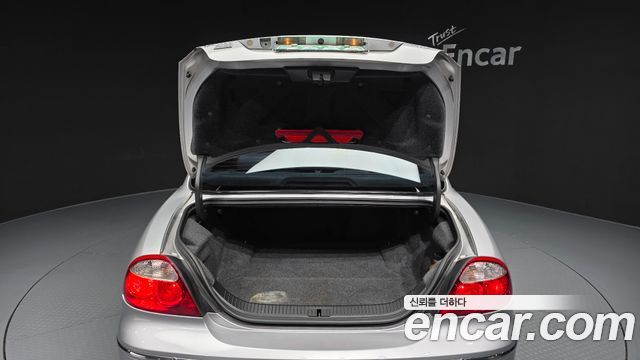 Jaguar S-TYPE 2005 — photo 20