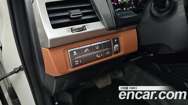 KG Mobility Rexton 2019 — photo 26
