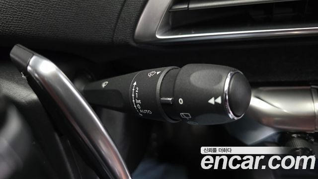 Peugeot 5008 2020 — photo 19