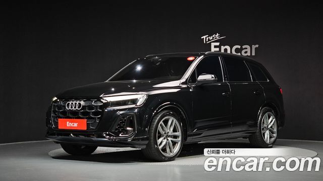 Audi Q7 2025 — photo 1