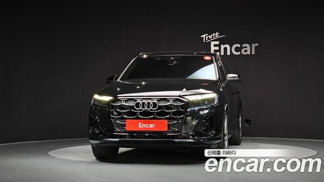 Audi Q7 2025 — photo 3